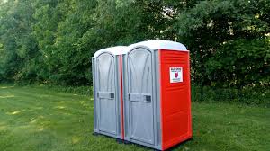 Best Portable Restroom Servicing (Cleaning and Restocking)  in Dinuba, CA